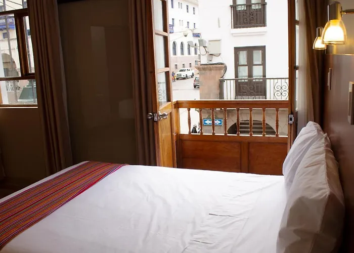 Hotel San Pedro Plaza 3*